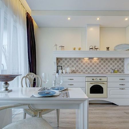 Bright Apartment Near Akropolis VNO Exterior foto